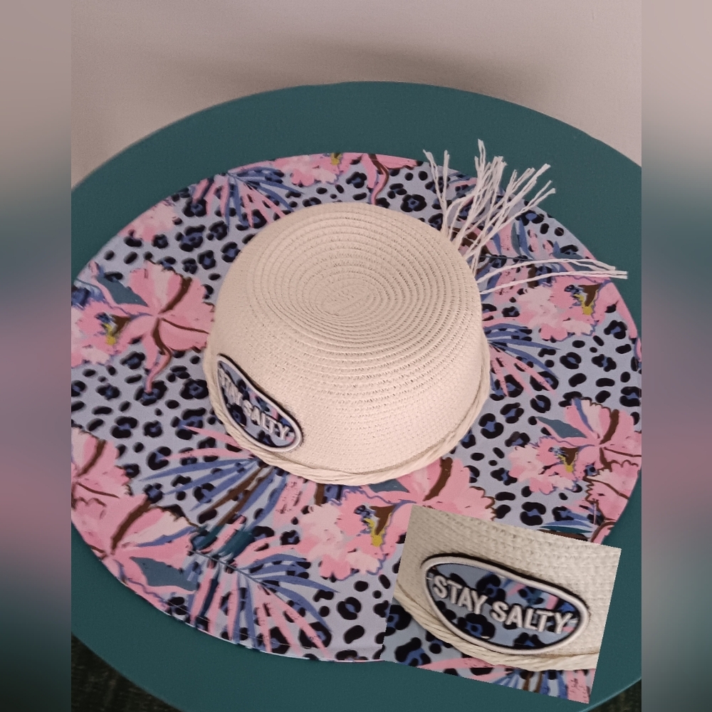 Women's Straw Sun Hat - Pink Floral Brim